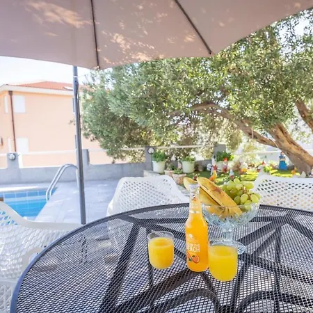 Villa Kristina In With Private Pool, Bbq