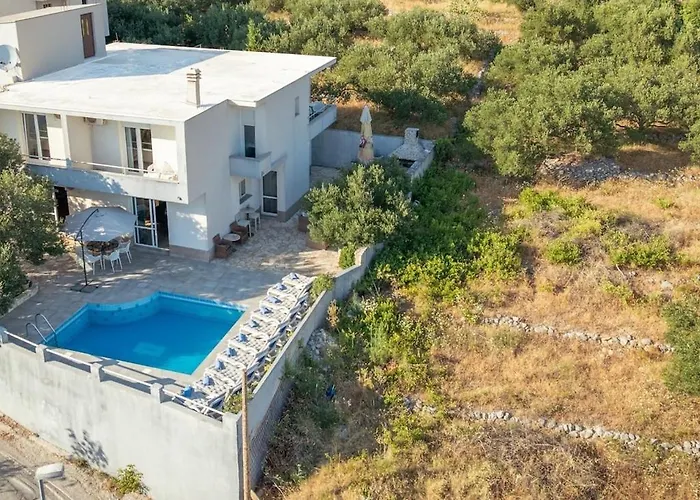 Villa Kristina In With Private Pool, Bbq *