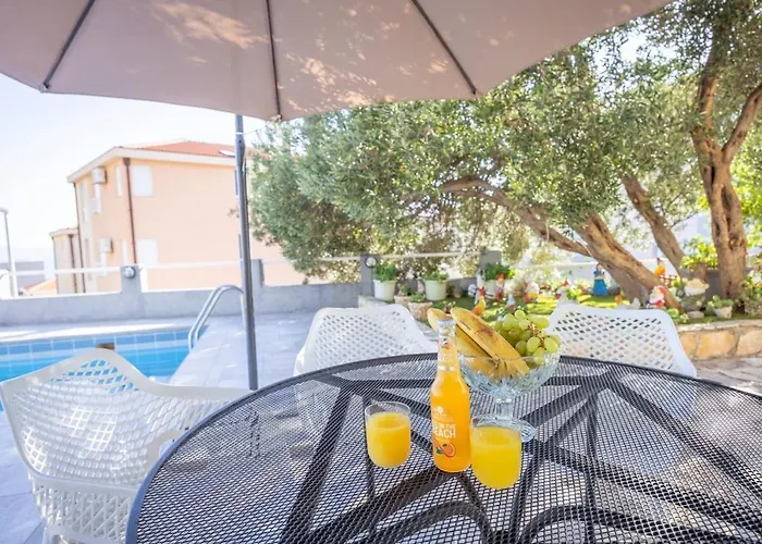 Villa Kristina In With Private Pool, Bbq