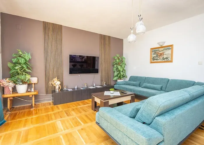 Kristina In With Private Pool, Bbq Villa Makarska