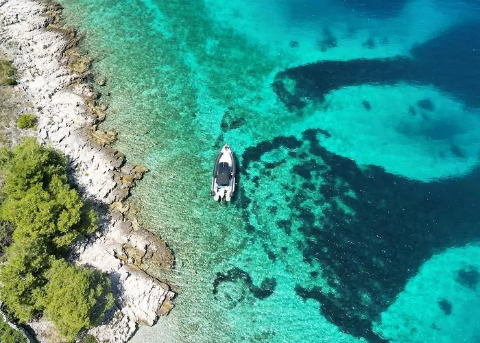 Villa Kristina In With Private Pool, Bbq