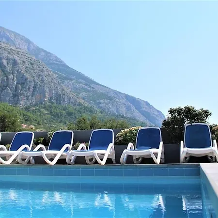 Kristina In With Private Pool, Bbq Villa
