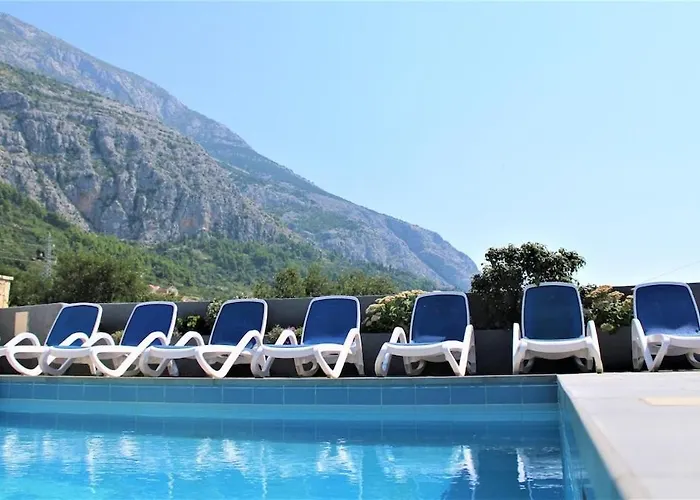 Kristina In With Private Pool, Bbq Вілла